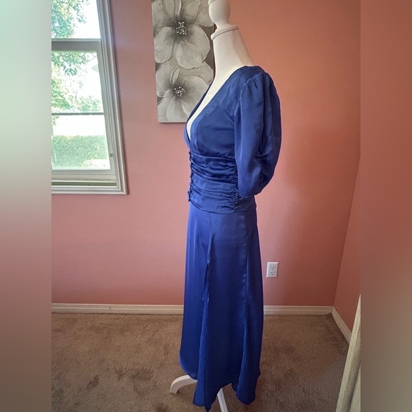 Flynn Skye two piece satin office siren puff sleeve button top & matching skirt - Picture 3 of 15